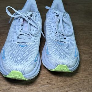 Hoka clifton 9